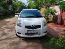 https://riyasewana.com/uploads/toyota-toyota-vitz-162035424713.jpg