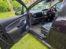 https://riyasewana.com/uploads/toyota-toyota-vitz-1912311417315.jpg