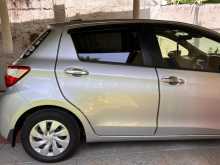 https://riyasewana.com/uploads/toyota-toyota-vitz-19140958754.jpg