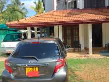 https://riyasewana.com/uploads/toyota-toyota-vitz-2016-616275412492.jpg