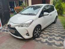 https://riyasewana.com/uploads/toyota-toyota-vitz-2017-119515612773.jpg