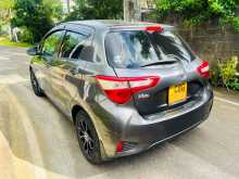 https://riyasewana.com/uploads/toyota-toyota-vitz-2017-19183812513.jpg