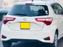 https://riyasewana.com/uploads/toyota-toyota-vitz-2017-719263712972.jpg