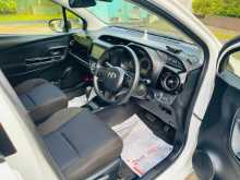 https://riyasewana.com/uploads/toyota-toyota-vitz-2018-1311282512523.jpg
