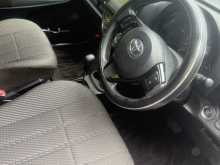 https://riyasewana.com/uploads/toyota-toyota-vitz-2018-2010501812233.jpg