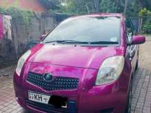 Toyota VITZ 2005 Car