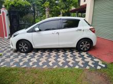 https://riyasewana.com/uploads/toyota-toyota-vitz-2622493717395.jpg