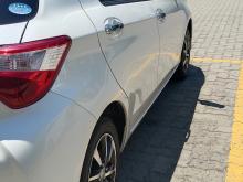 https://riyasewana.com/uploads/toyota-toyota-vitz-2715080017676.jpg