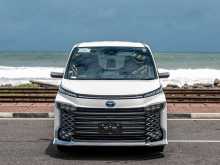 https://riyasewana.com/uploads/toyota-toyota-voxy-11144344693.jpg