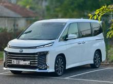 Toyota VOXY SZ HYBRID 2025 Van