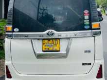 https://riyasewana.com/uploads/toyota-toyota-voxy-18918104552.jpg