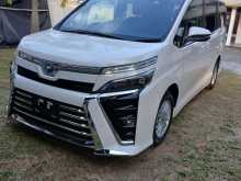 https://riyasewana.com/uploads/toyota-toyota-voxy-1915344541.jpg