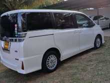 https://riyasewana.com/uploads/toyota-toyota-voxy-1915344992.jpg