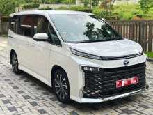 https://riyasewana.com/uploads/toyota-toyota-voxy-24935394852.jpg