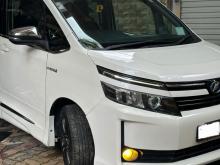 Toyota Voxy 2014 Van