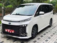 Toyota VOXY SZ 2025 Van