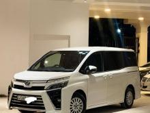 Toyota Voxy 2014 Van