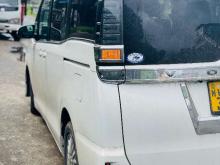 https://riyasewana.com/uploads/toyota-toyota-voxy-41212036666.jpg