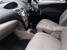 https://riyasewana.com/uploads/toyota-toyota-yaris-17804216125.jpg