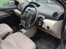 https://riyasewana.com/uploads/toyota-toyota-yaris-17804216316.jpg