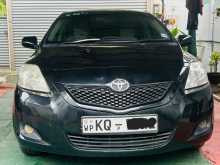 Toyota YARIS 2011 Car
