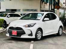 https://riyasewana.com/uploads/toyota-toyota-yaris-2014504223002.jpg