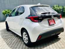 https://riyasewana.com/uploads/toyota-toyota-yaris-2023-418231712293.jpg