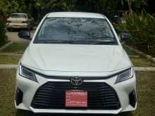 Toyota Yaris ATIV Luxury Premium 2025 Car