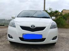 Toyota Yaris 2011 Car