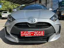 https://riyasewana.com/uploads/toyota-toyota-yaris-25113325172.jpg