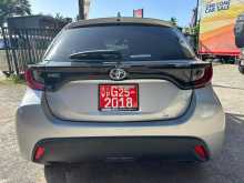 https://riyasewana.com/uploads/toyota-toyota-yaris-25113325196.jpg