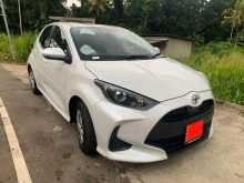 https://riyasewana.com/uploads/toyota-toyota-yaris-2765449323.jpg