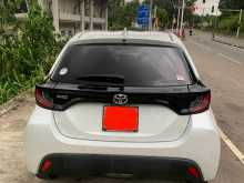 https://riyasewana.com/uploads/toyota-toyota-yaris-2765449342.jpg