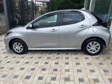 https://riyasewana.com/uploads/toyota-toyota-yaris-2919286584.jpg