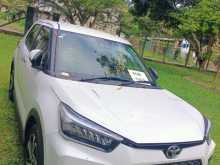Toyota Toyota Z Reize  Pat 2024 Car