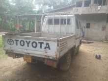 https://riyasewana.com/uploads/toyota-toyoto-1990-616482212984.jpg