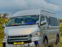 Toyota Toyoto 2011 Van