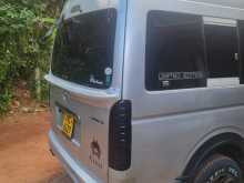 https://riyasewana.com/uploads/toyota-toyoto-kdh-2011-146175012224.jpg