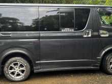 https://riyasewana.com/uploads/toyota-toyoya-kdh-2006-511195312094.jpg