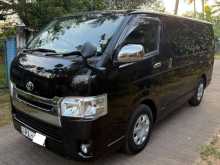Toyota TRH 2015 Van