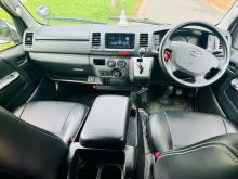 https://riyasewana.com/uploads/toyota-trh-200-10843176235.jpg
