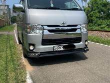 Toyota TRH 200 2016 Van