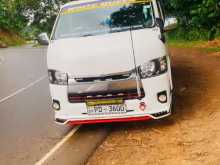 Toyota TRH 200 2008 Van