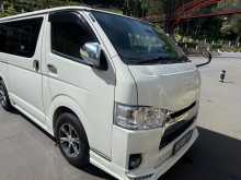 Toyota TRH 200 2014 Van