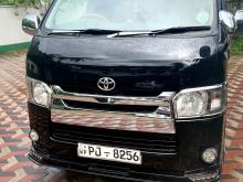 Toyota TRH 200 2016 Van