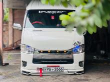 Toyota TRH 2014 Van