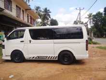 https://riyasewana.com/uploads/toyota-trh200-2015-1323464412223.jpg