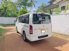 https://riyasewana.com/uploads/toyota-trh200-kdh-2014-267102112292.jpg