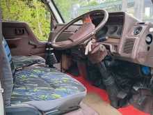 https://riyasewana.com/uploads/toyota-truck-31030544402.jpg