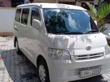 Toyota TownAce 2012 Van